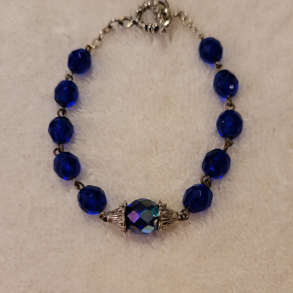 3-Piece Silver Tone Rosary Jewelry Set with Sapphire Blue Aurora Borealis Beads - Picture 4 of 5